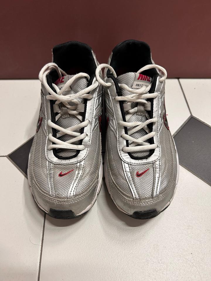 Nike original кроссовки 40,5