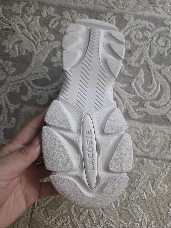 Кроссовки Lacoste размер 22 см