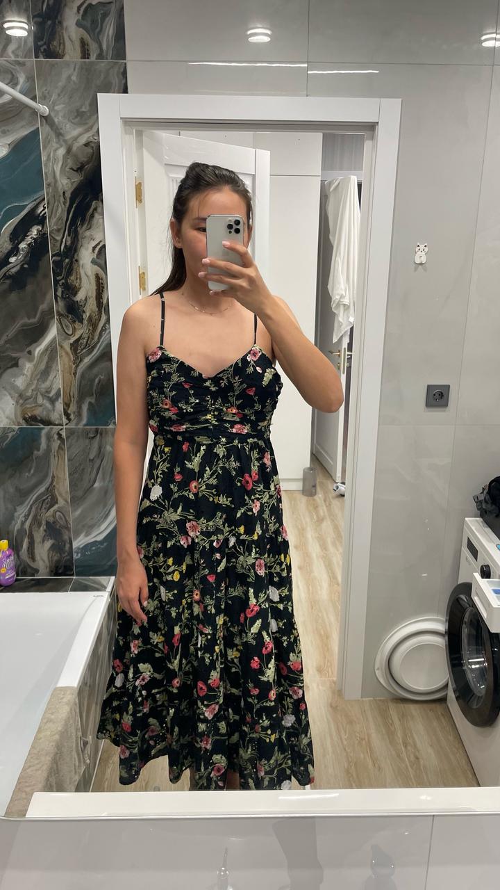 Платье с цветочками Zara