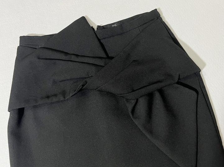 Новая юбка размер между 44 и 46 талия 67-69 см чёрная офисная карандаш футляр