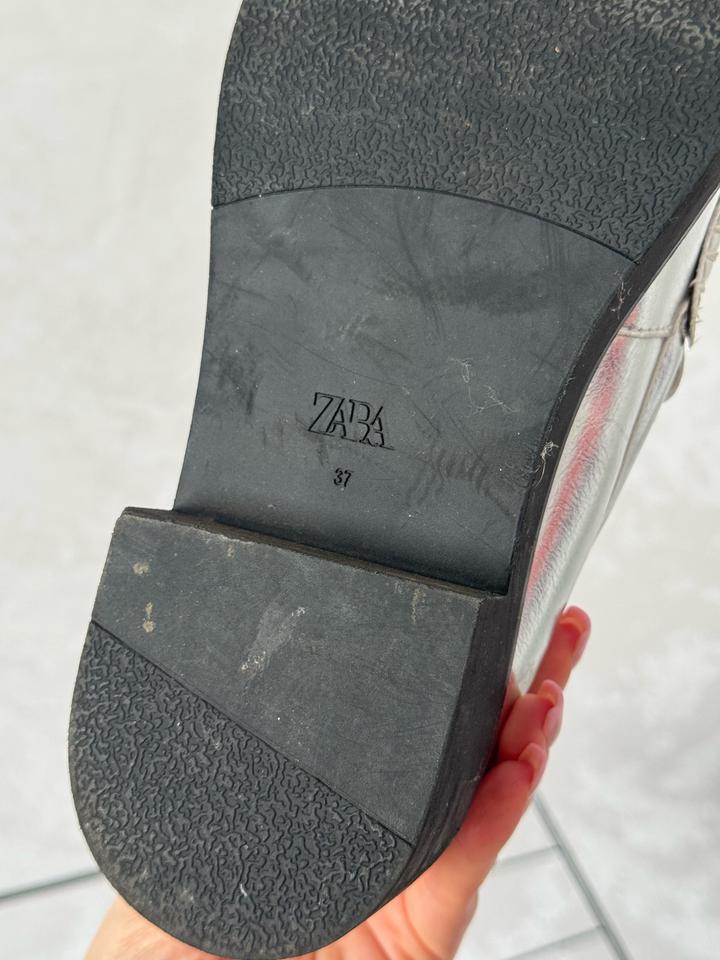Лоферы Zara