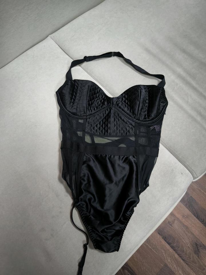 Боди Victoria's secret