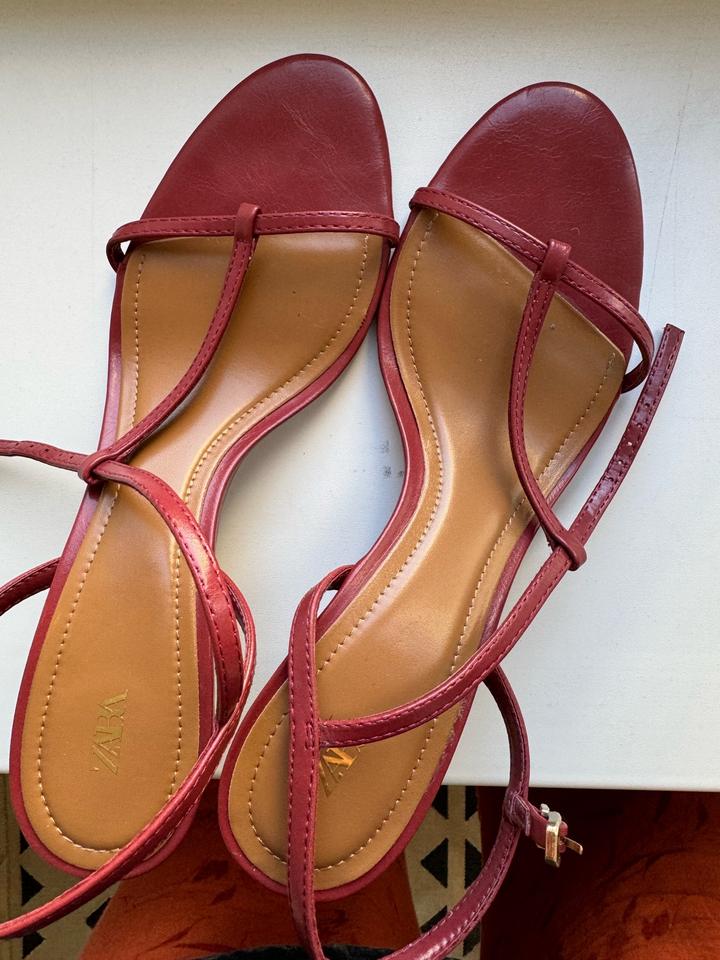 Босаножки Zara