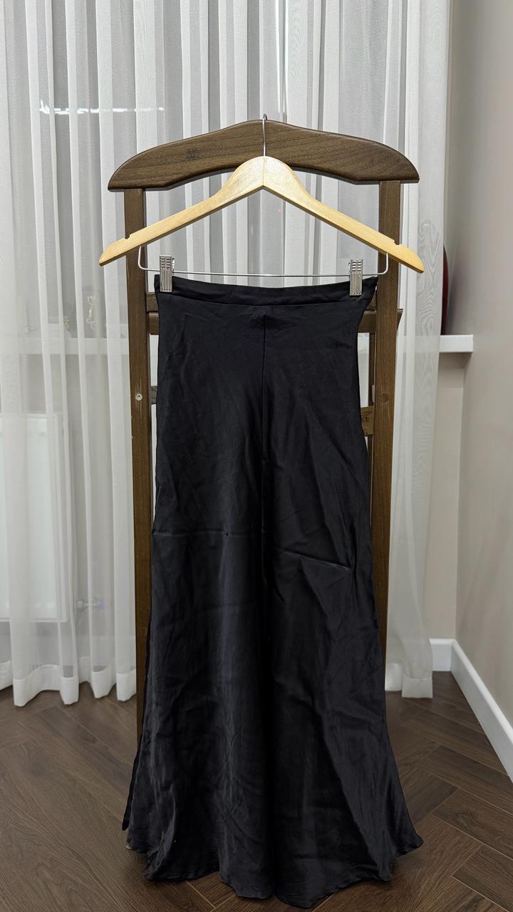 Двойка: рубашка, юбка длина миди атлас , размер XS