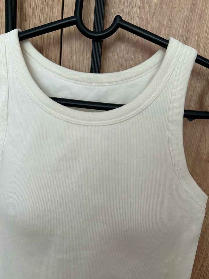 Топ бра Uniqlo