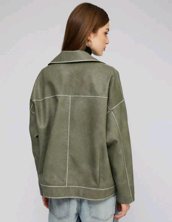 Продам новую куртку-косуху zolla