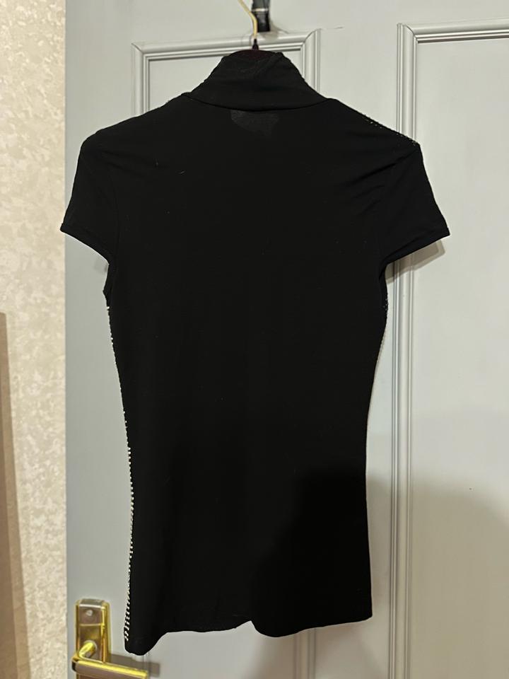 Эффектный топ Kikiriki со стразами