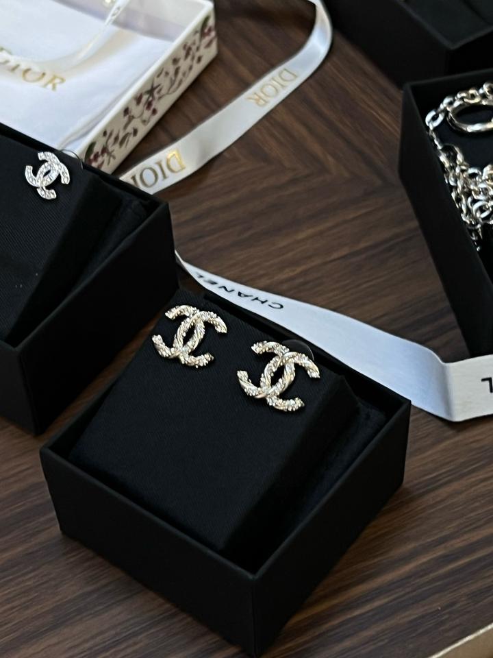 Серьги Chanel в полной упаковке