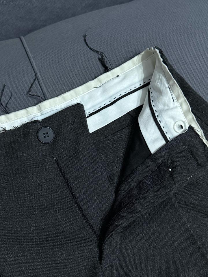 графитовые брюки