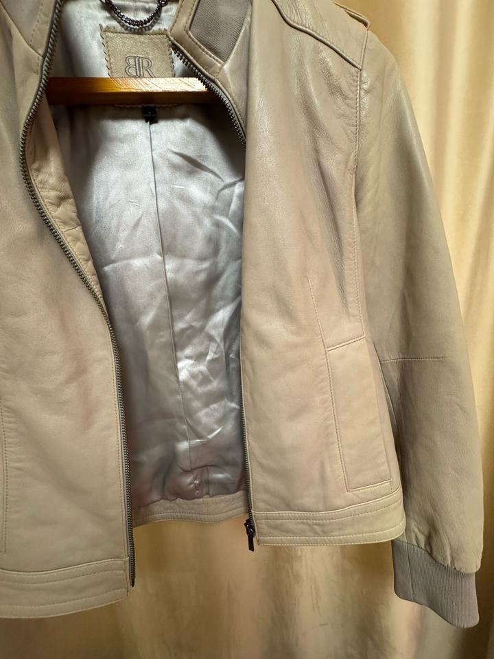 Кожаная куртка Banana Republic