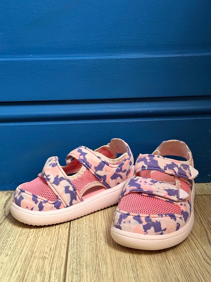 Летние тапочки adidas