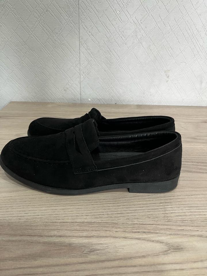 Лоферы из замши.