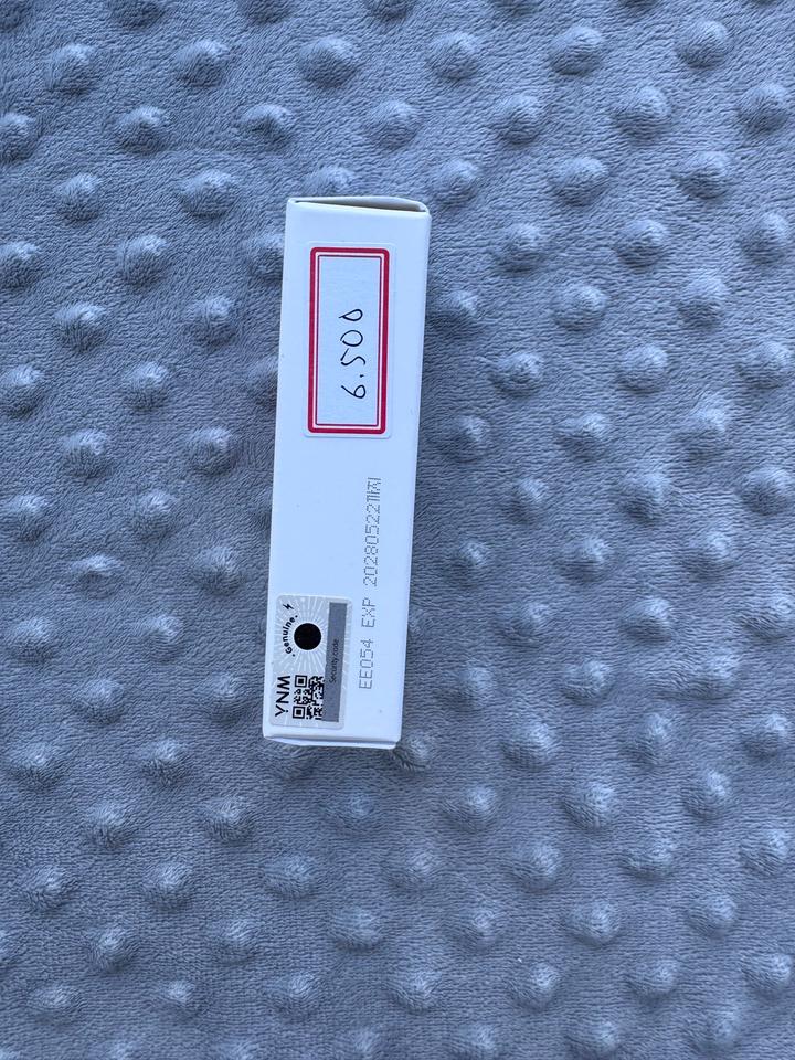 YNM Unicorn Honey Увлажняющий бальзам с эффектом тинта