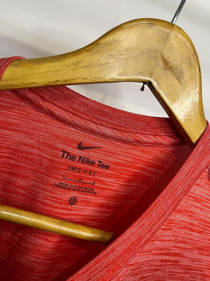футболка Nike dri-fit
