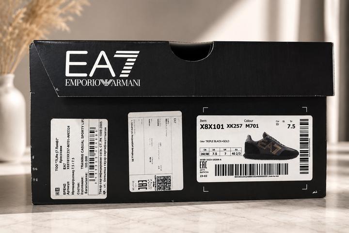EA7 Emporio Armani Triple Black Gold
