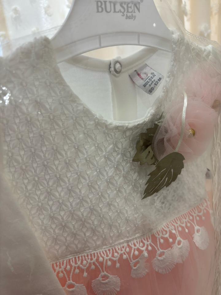 Новая платье