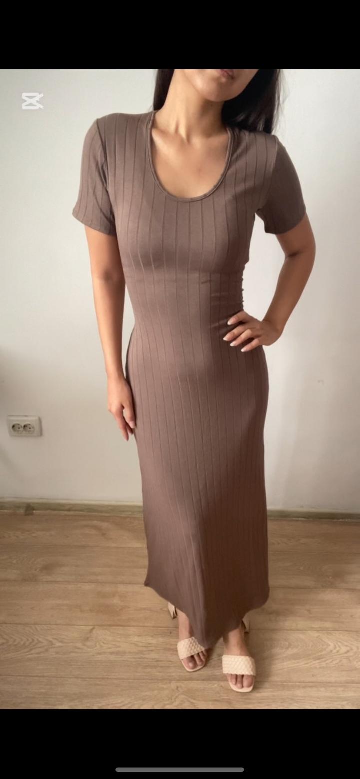 Платье с завязками сзади