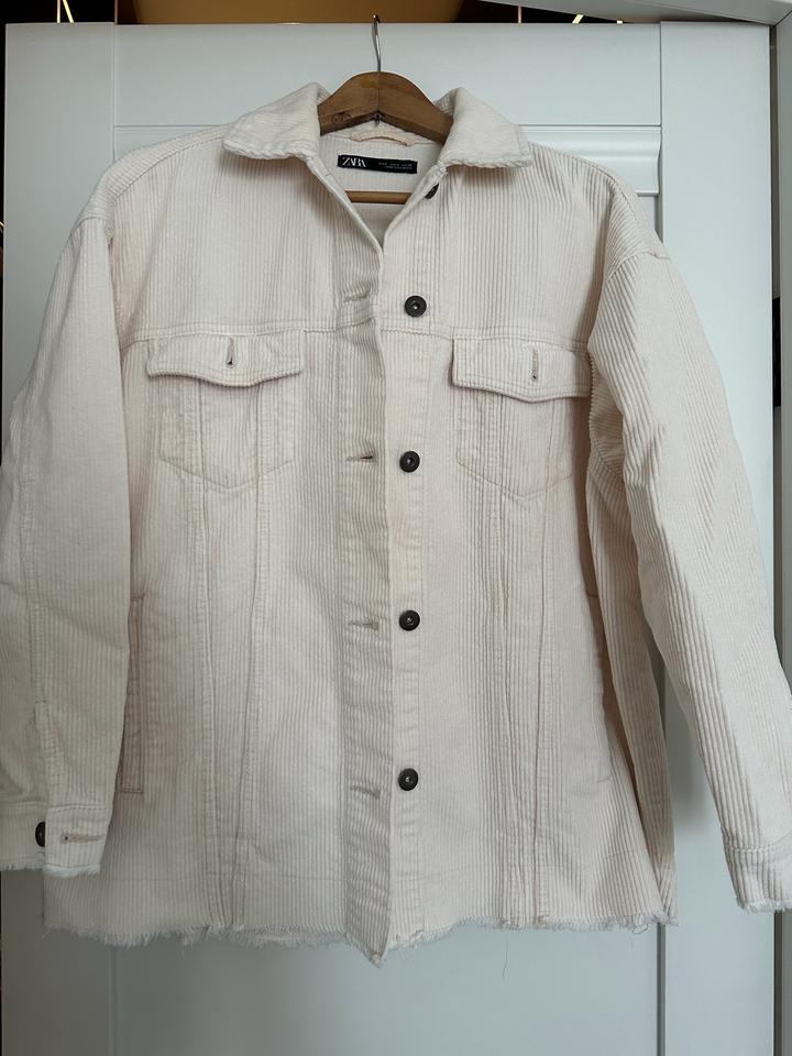 Вельветовая куртка Zara