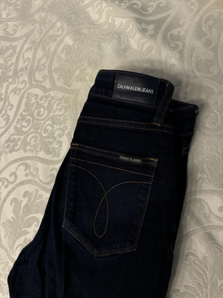 джинсы Calvin Klein