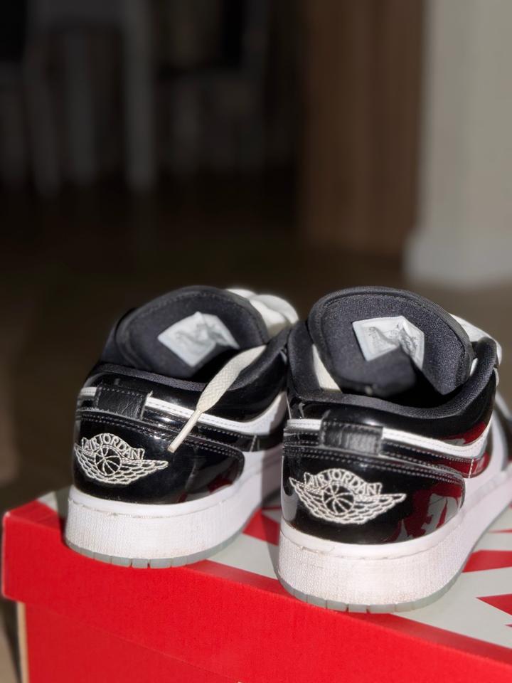 Кроссовки Nike