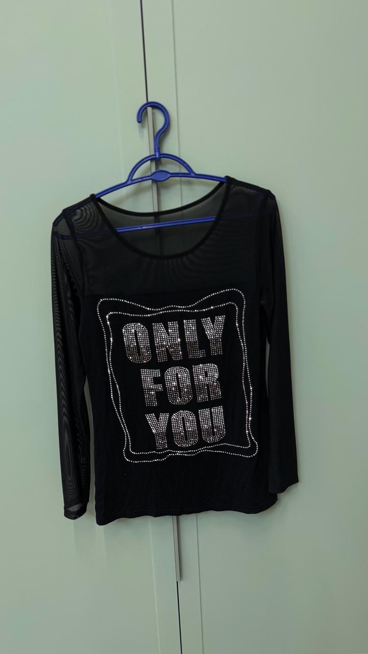 Кофта из вискозы.