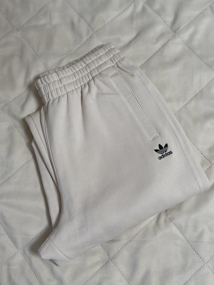 Спортивные брюки adidas