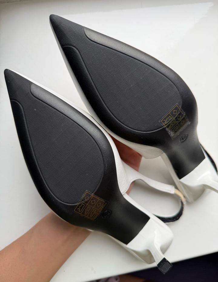 Туфли молочные