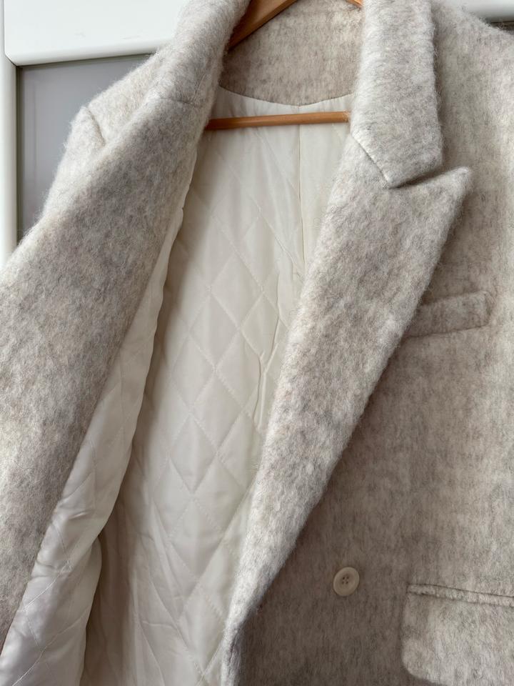 Шерстное стеганое пальто