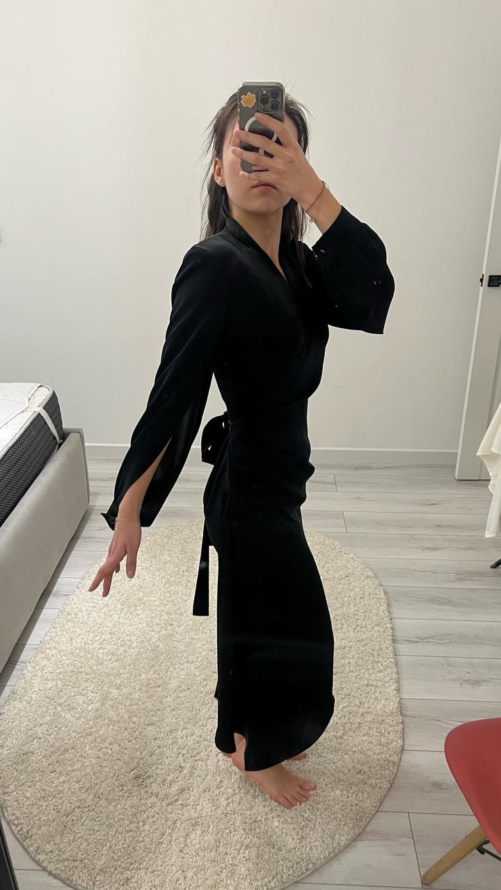 Черное платье-трансформер