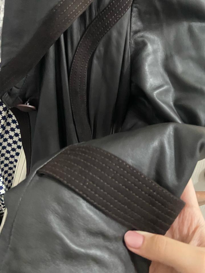 Пальто кожаное новое холодная весна осень