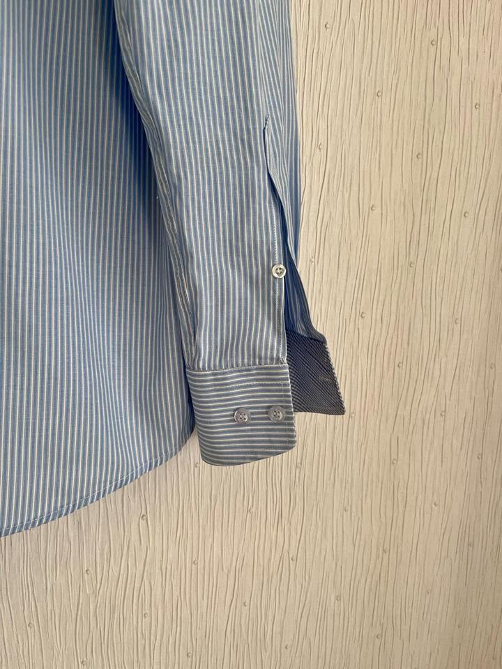 Винтажная голубая рубашка в полоску с манжетами и деталями в клетку