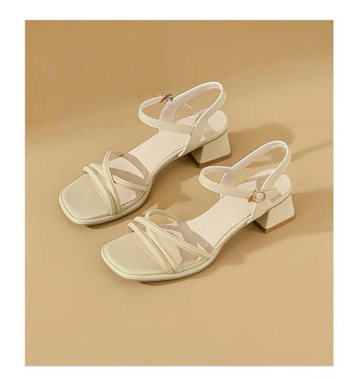 Босоножки Dusto