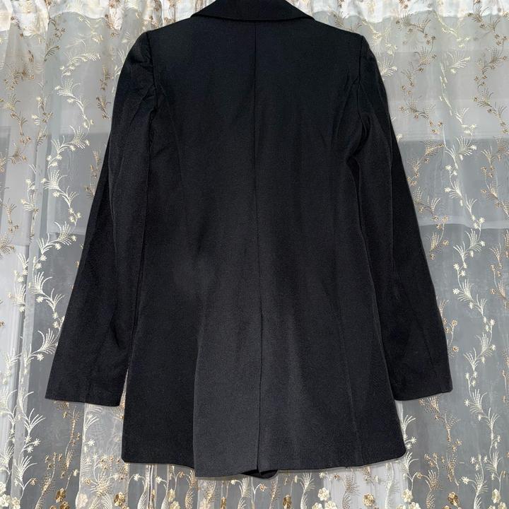 Черный пиджак