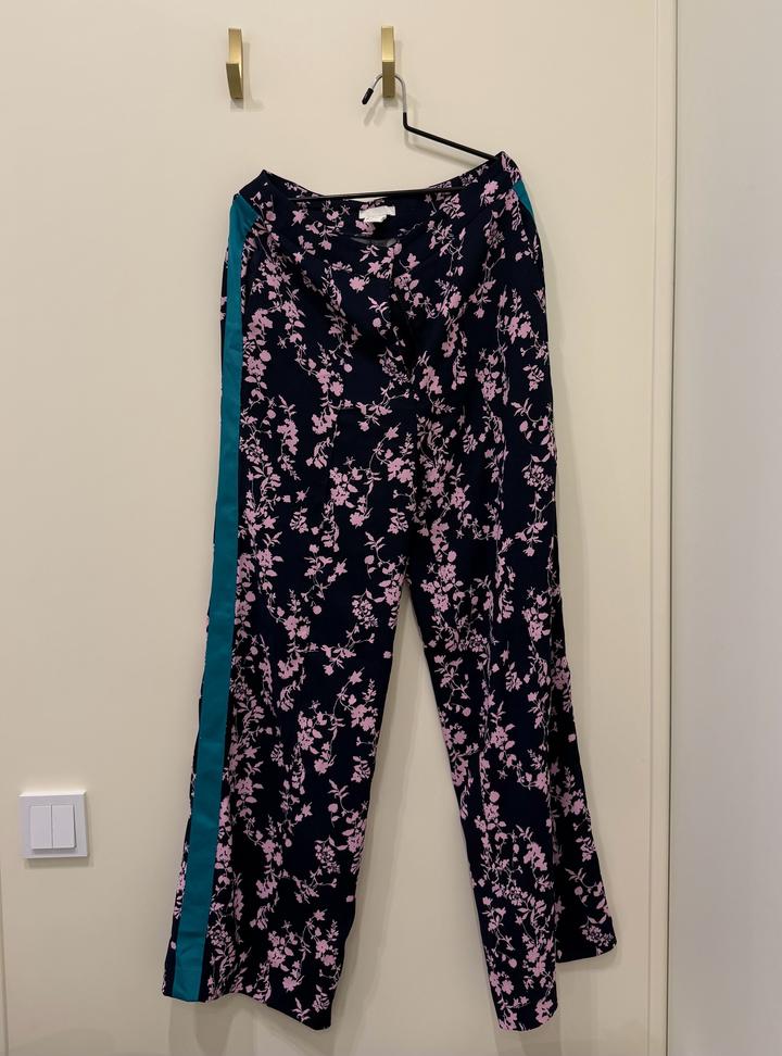 Широкие брюки H&M