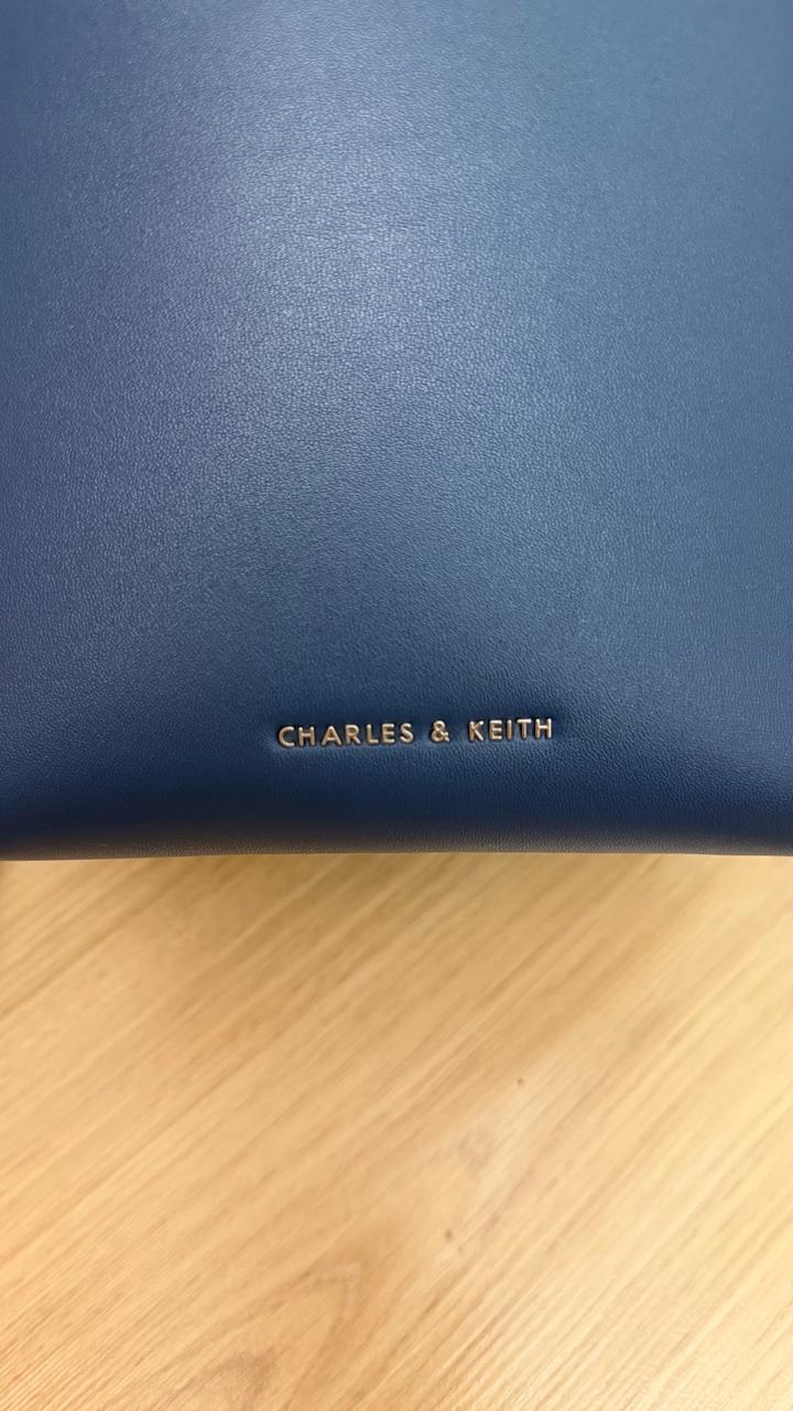 Сумка Charles&Keith