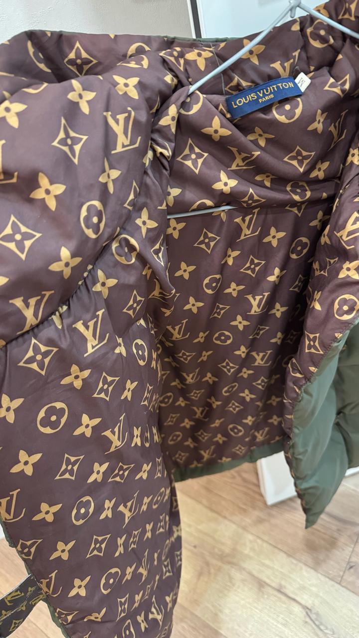 Куртка от Lv