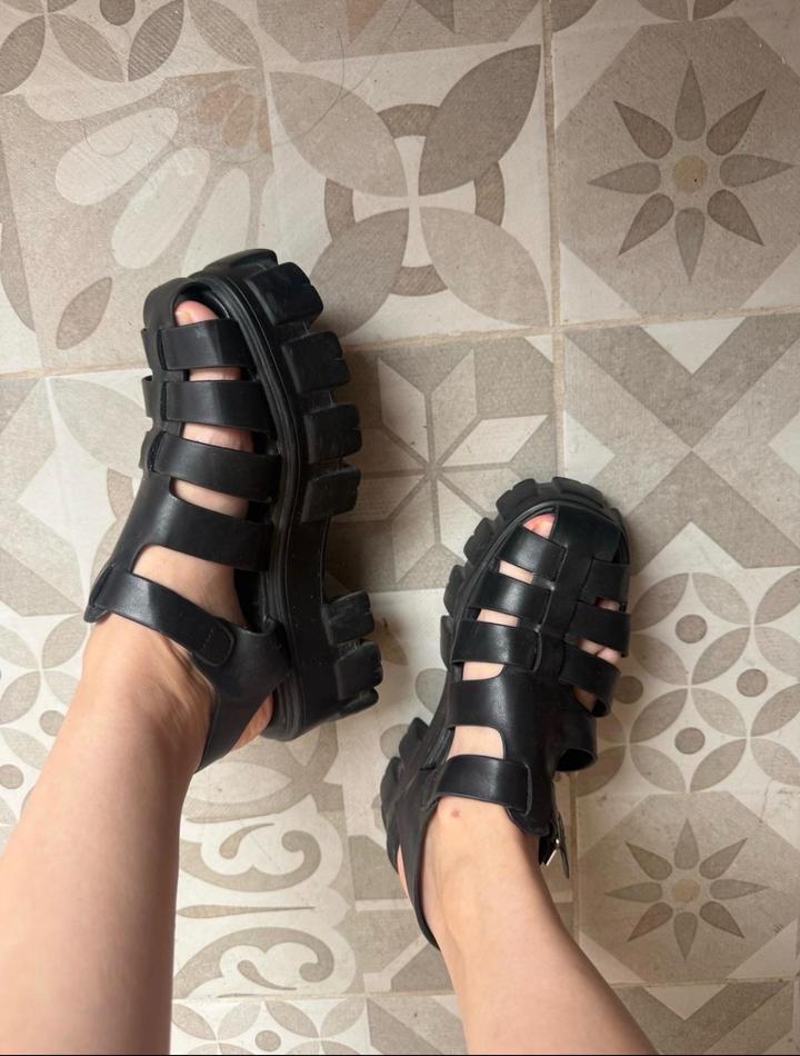 Сандали