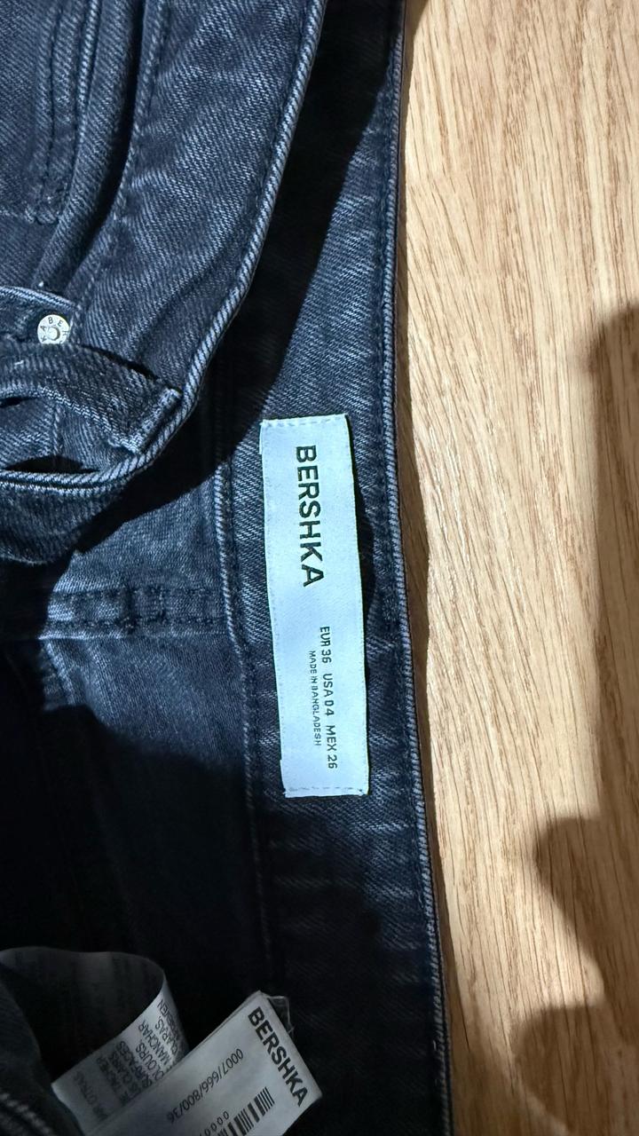 Джинсы Zara