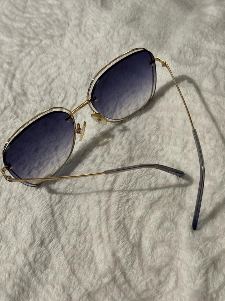 Солнцезащитные очки Ana Hickmann