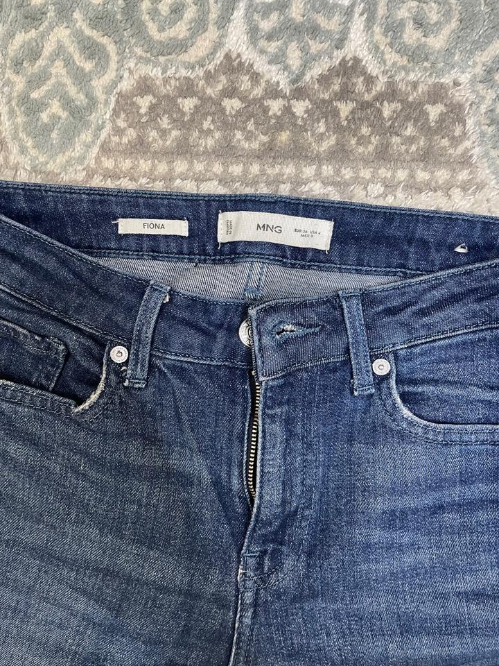 Джинсы от mango