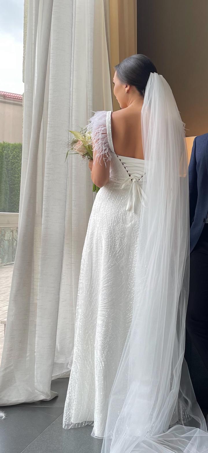 Продам свадебное платье от магазина White Swan