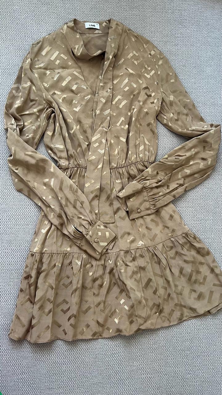Темно-бежевое коктейльное платье Lime