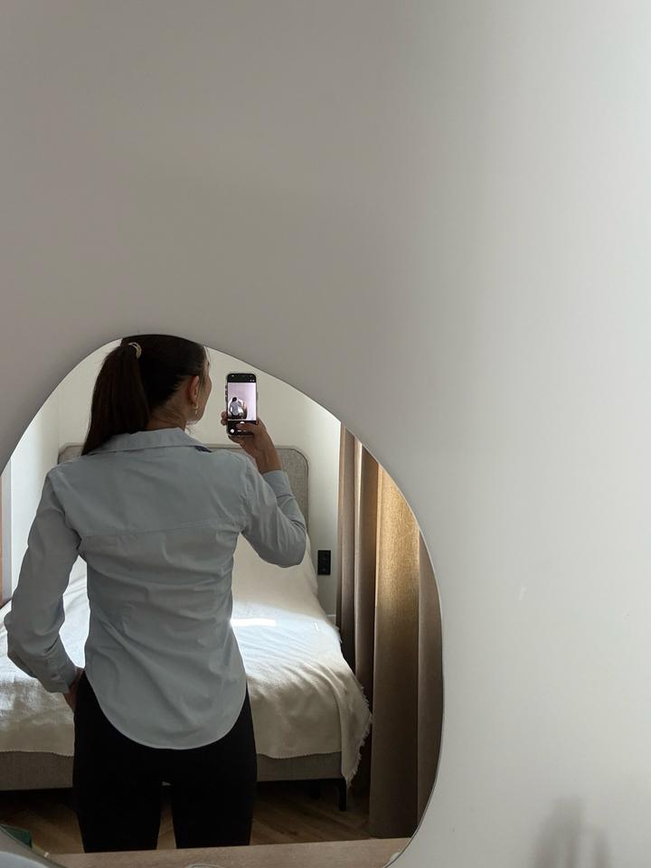 Голубая рубашка mango