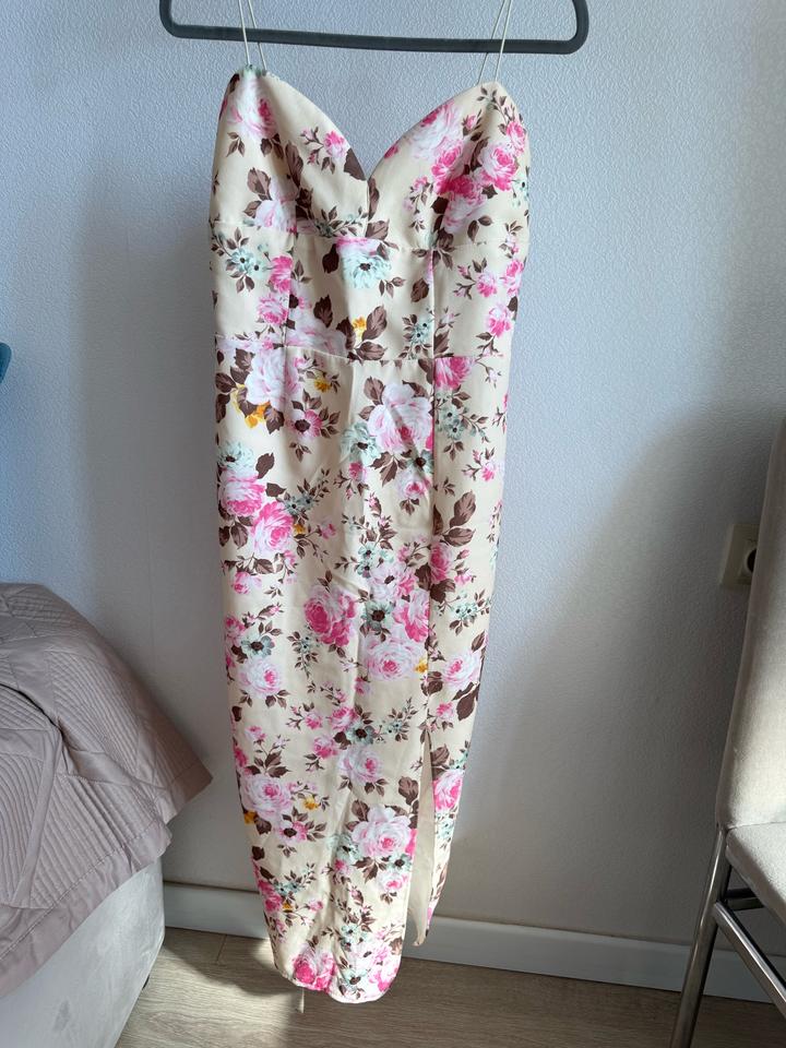 Цветочное платье