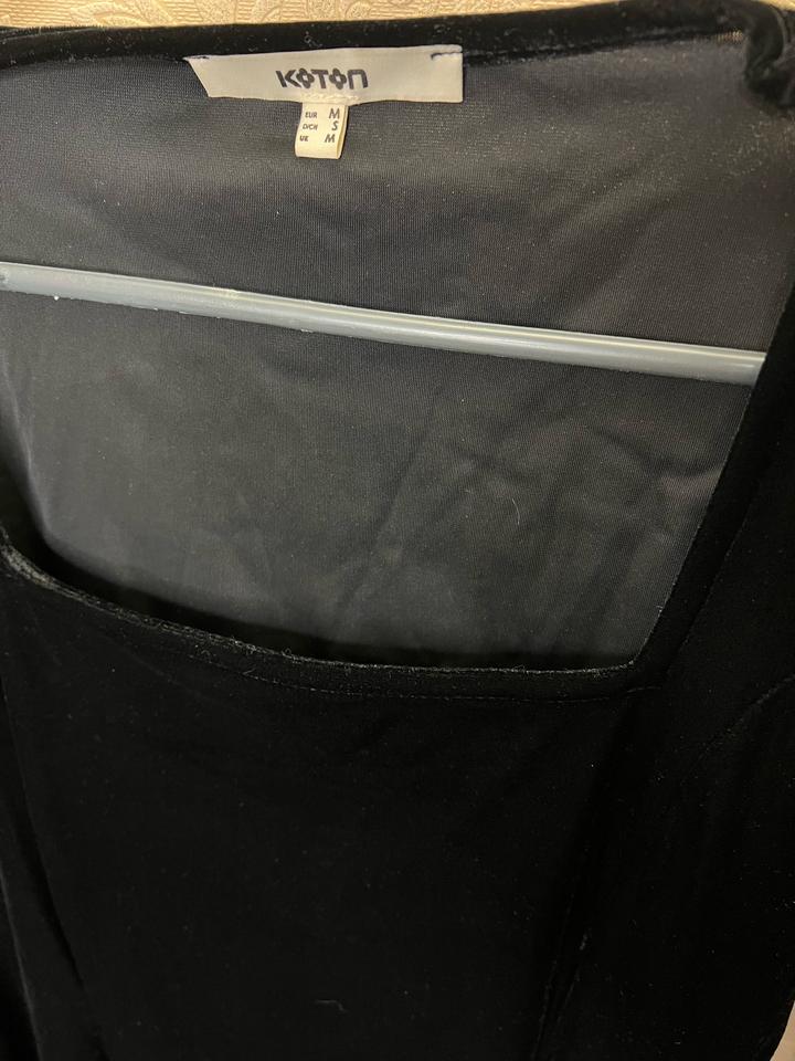 Бархатное платье Koton