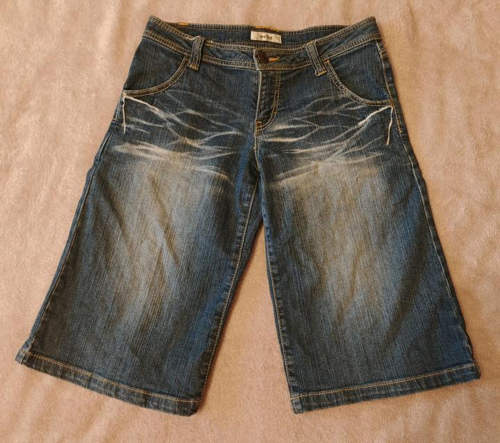 Джинсовые шорты, талия 64, бедра 91 см