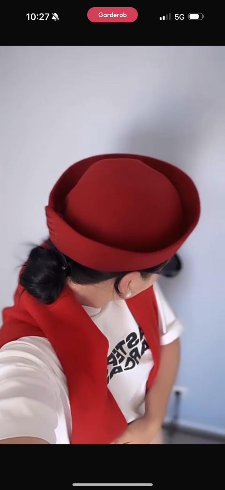 Продам матроски одна черная и одна красная