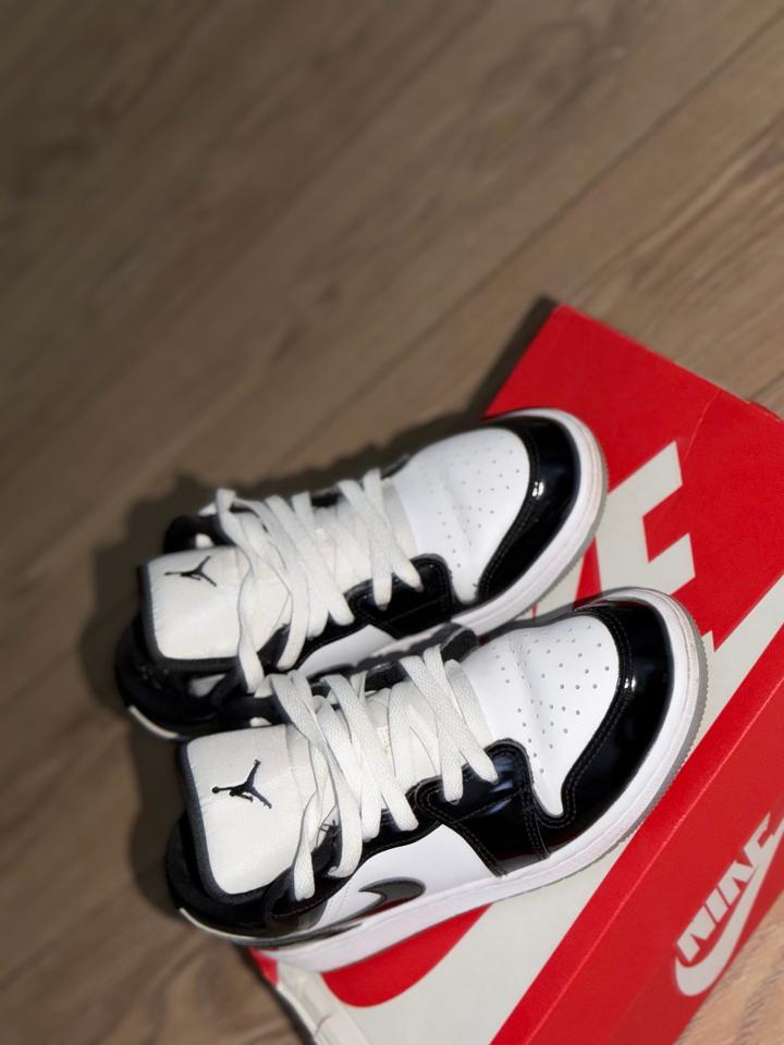 Кроссовки Nike