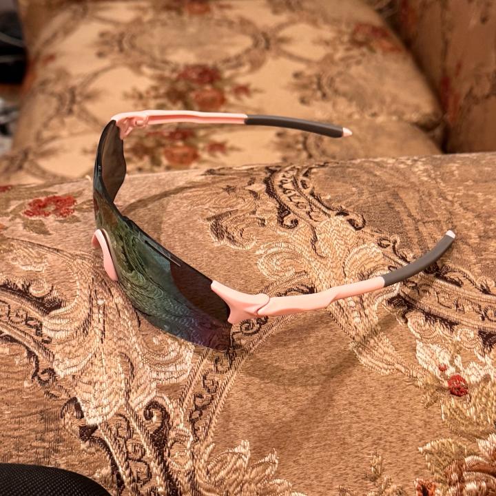 Спортивные очки