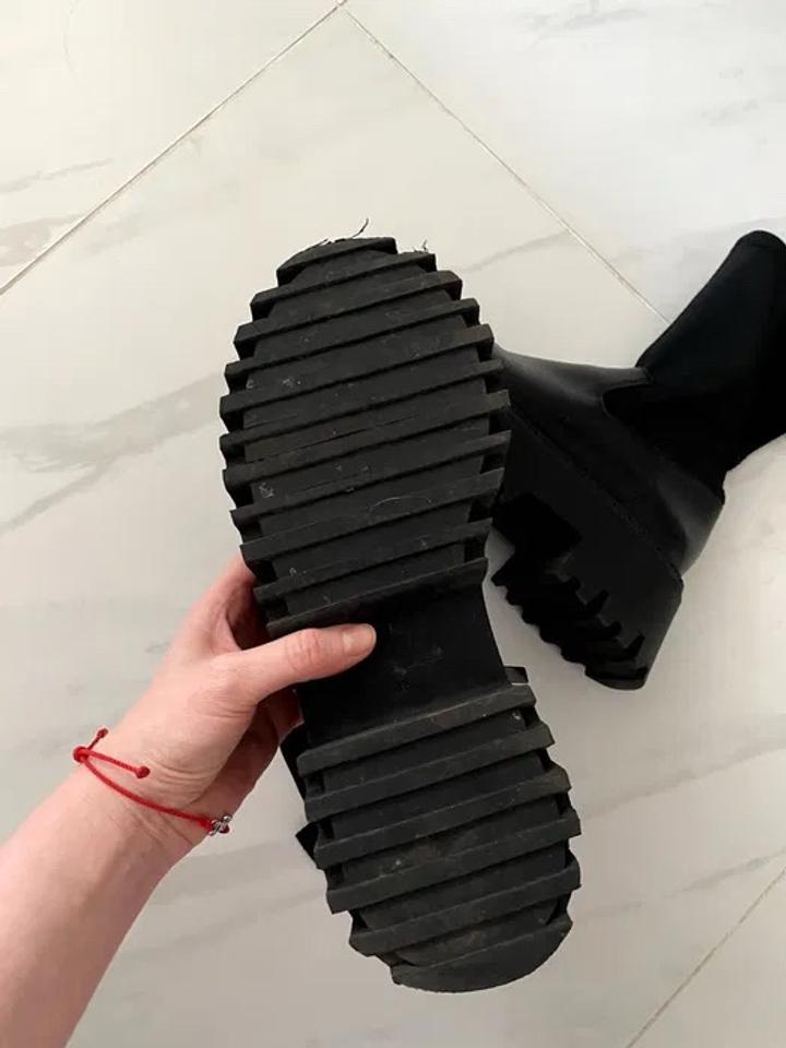 Ботинки Zara на платформе демисезонные — нужен ремонт стельки
